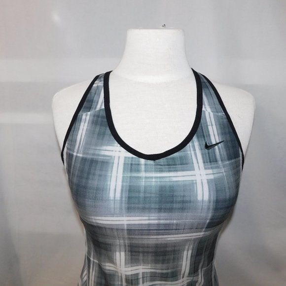 Nike Dry-Fit Womens M Gray White Black Fitted Workout Tank Top Fitted Shelf Bra - Picture 3 of 10